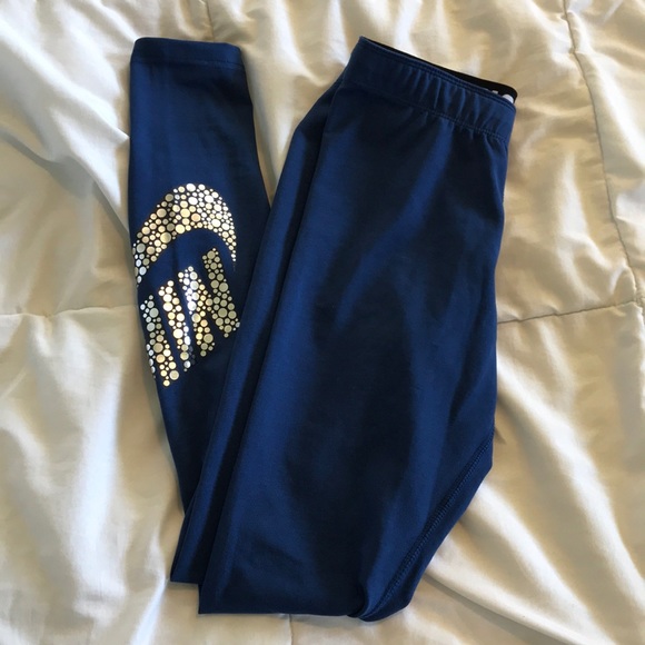 Nike Pants - Navy blue nike leggings